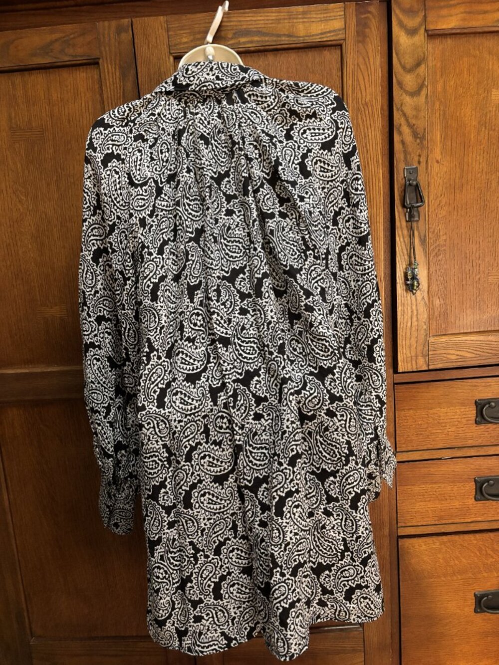 H&M Women’s Small Black White Paisley Tunic Blouse Oversized Long Sleeve - Picture 2 of 3